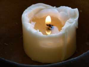 Read more about the article Erros Comuns ao Fazer Velas e Como Evitá-los